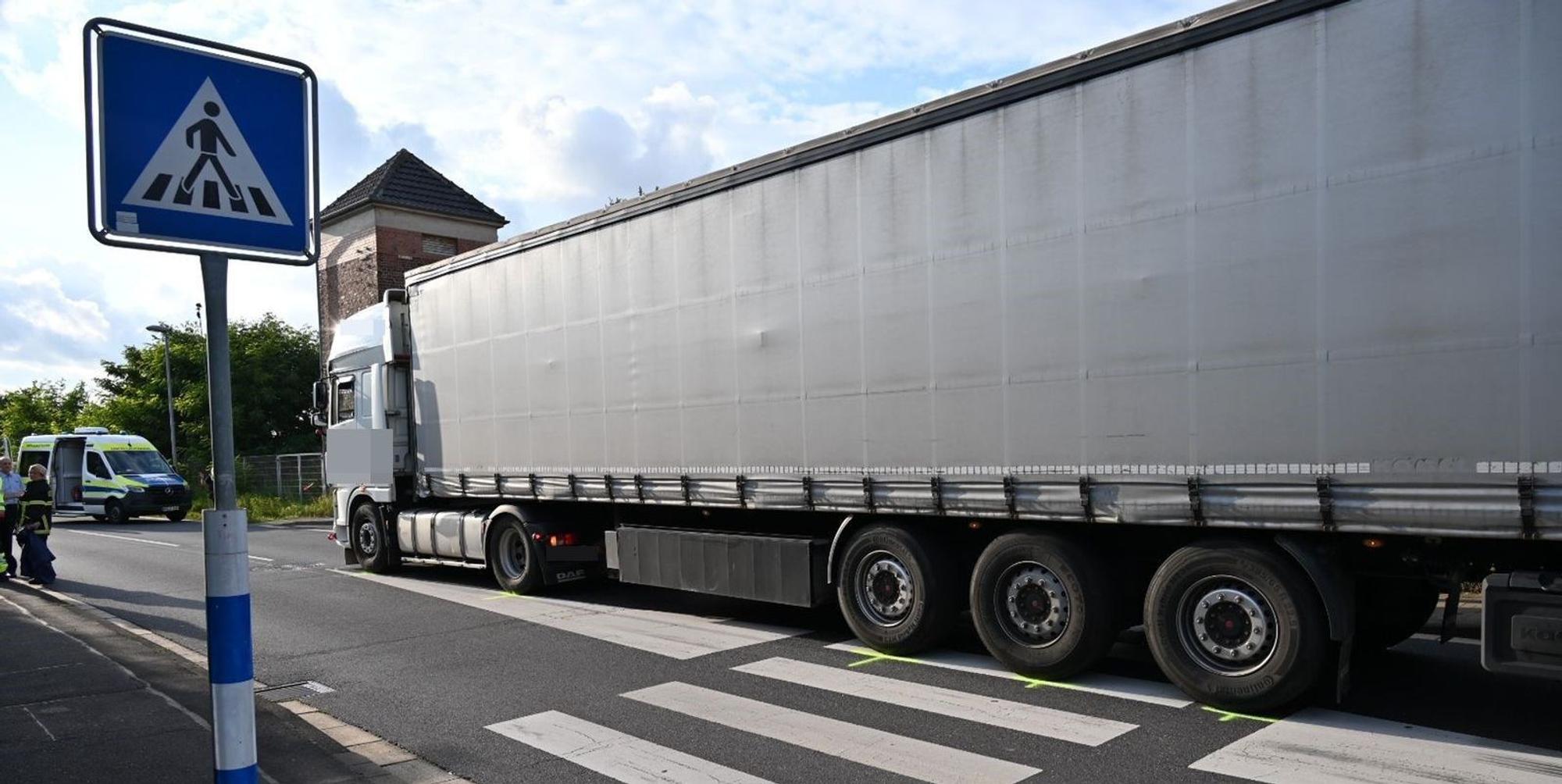 Tödlicher Unfall Lkw Erftstadt