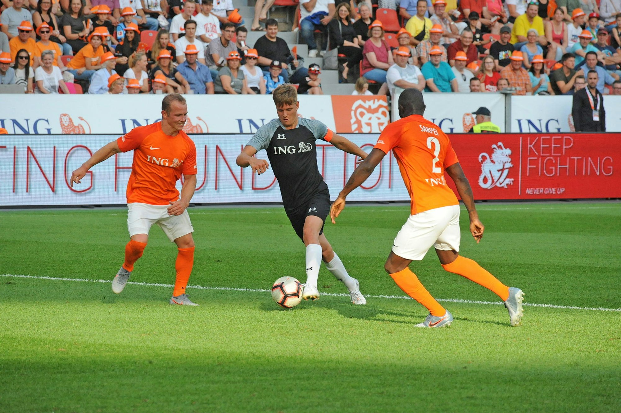 le-fussball-benefiz_(2) Leverkusen