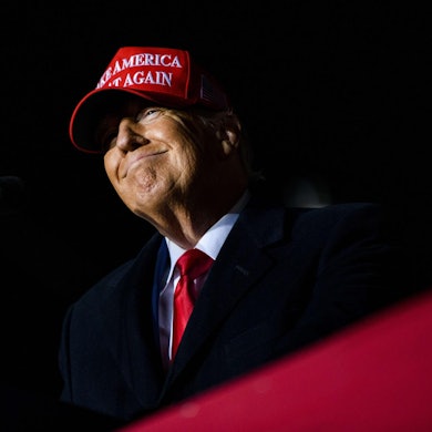 Donald Trump lacht 0411