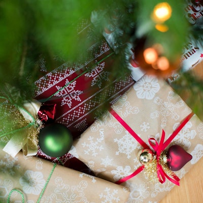 Geschenke_zu_Weihnac_47735620