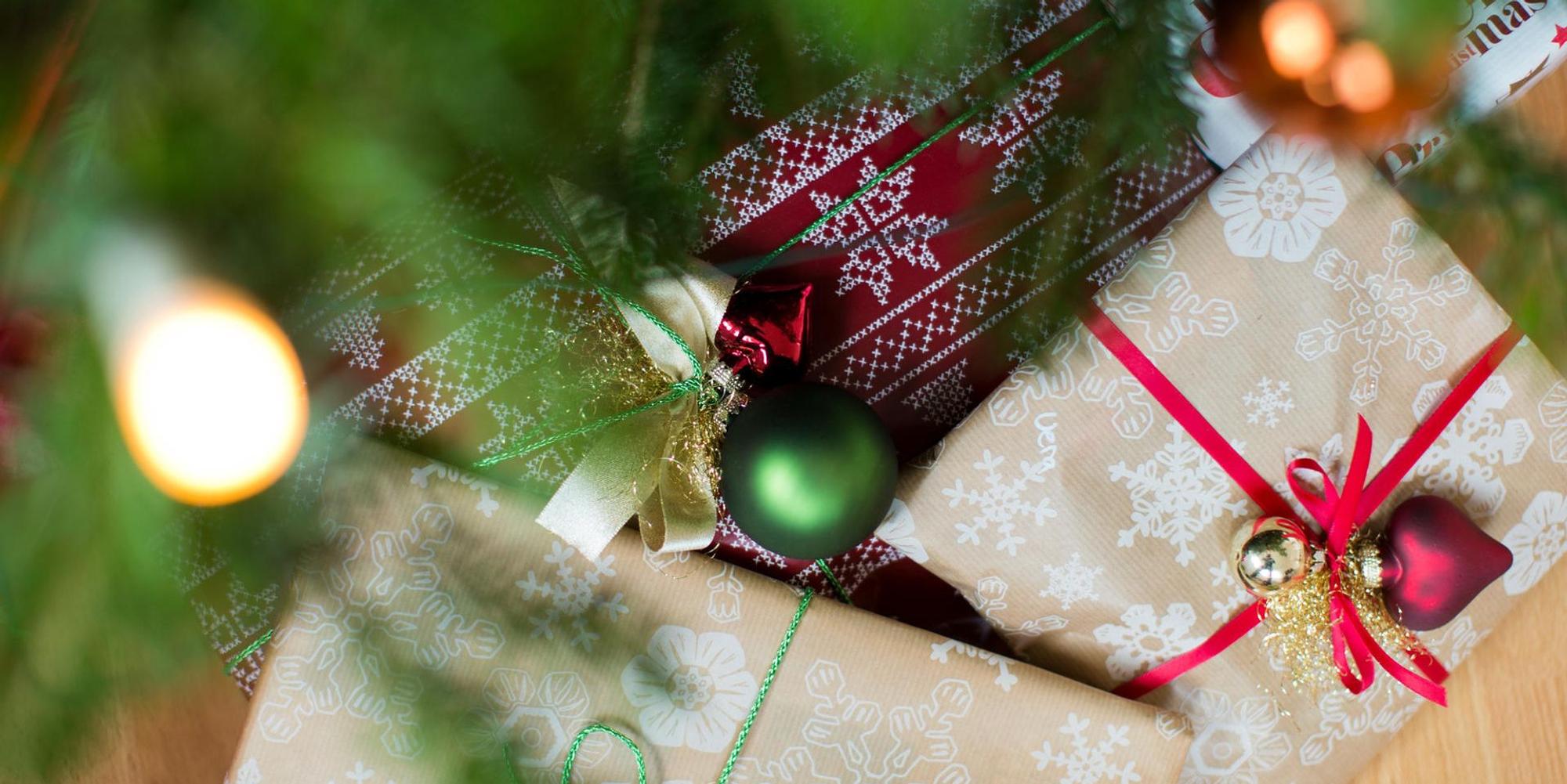Geschenke_zu_Weihnac_47735620