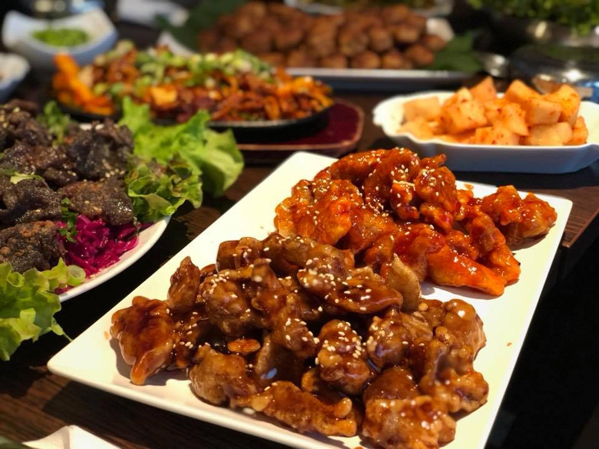 Downtowner Food Sie Hoon Youn