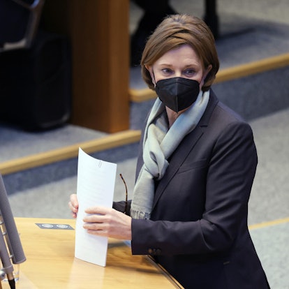 Yvonne Gebauer Rednerpult