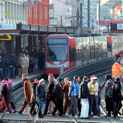 Karneval Heumarkt KVB