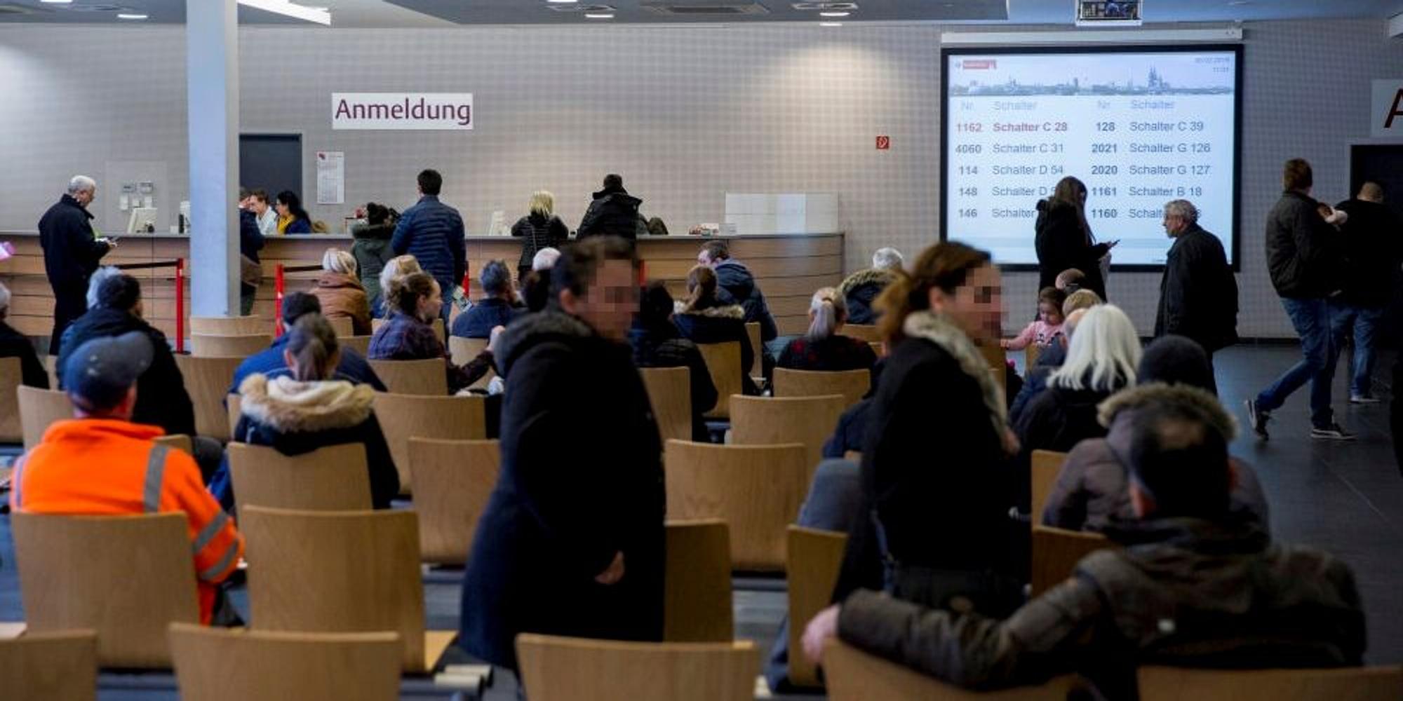 Poll Zulassungsstelle GEPIXELT