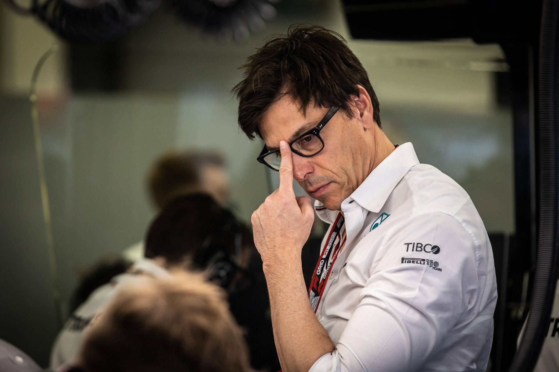Toto Wolff konzentriert