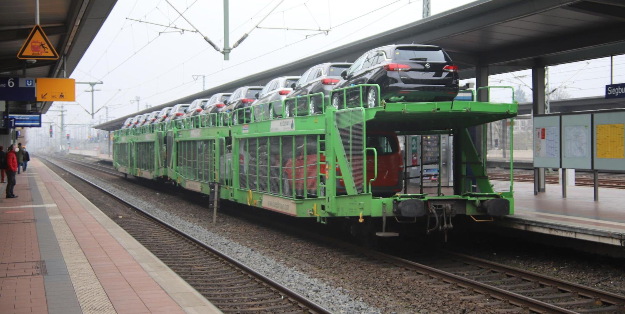Siegburg Bahnhof Waggon