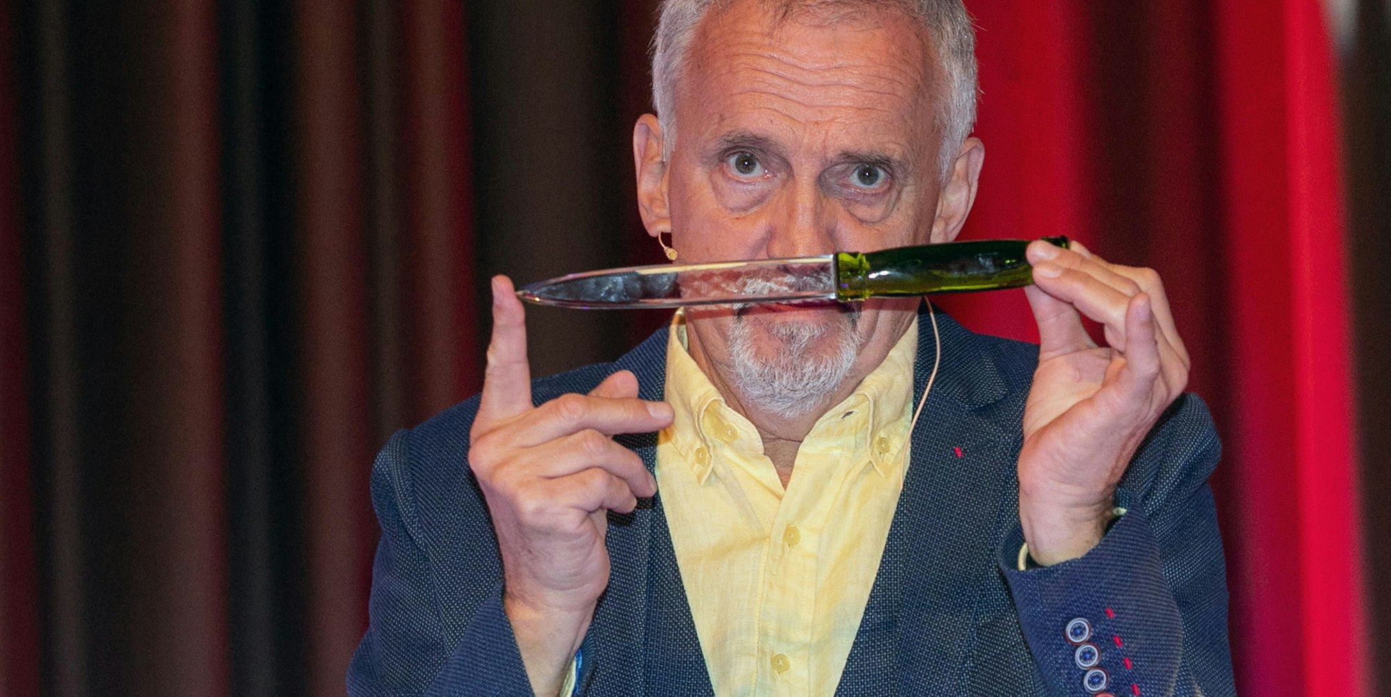 Jussi Adler Olson Glasdolch quer