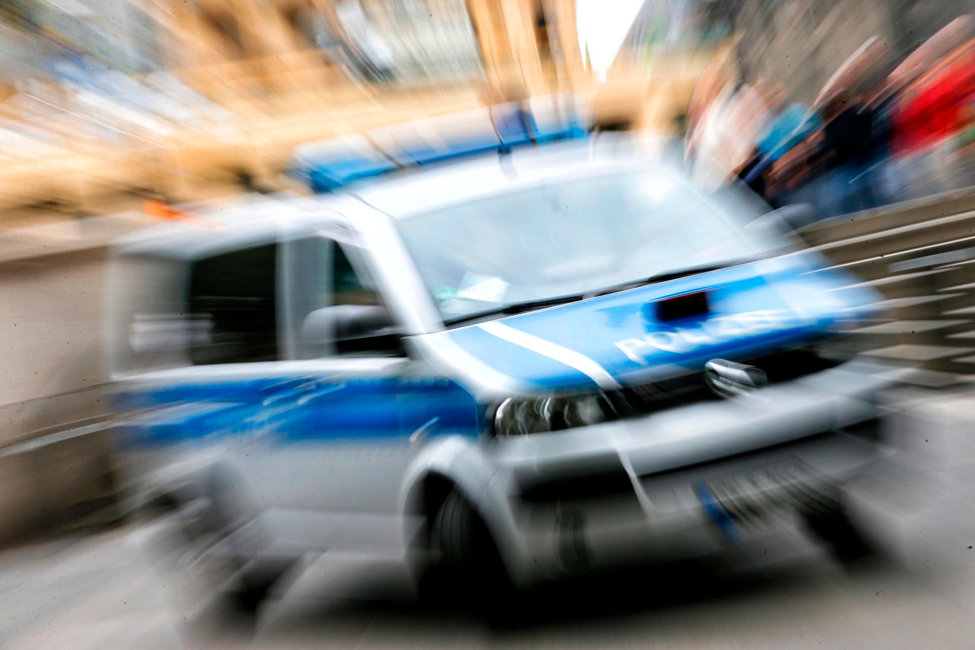 20182506_tb_Polizei_Einsatzwagen_06