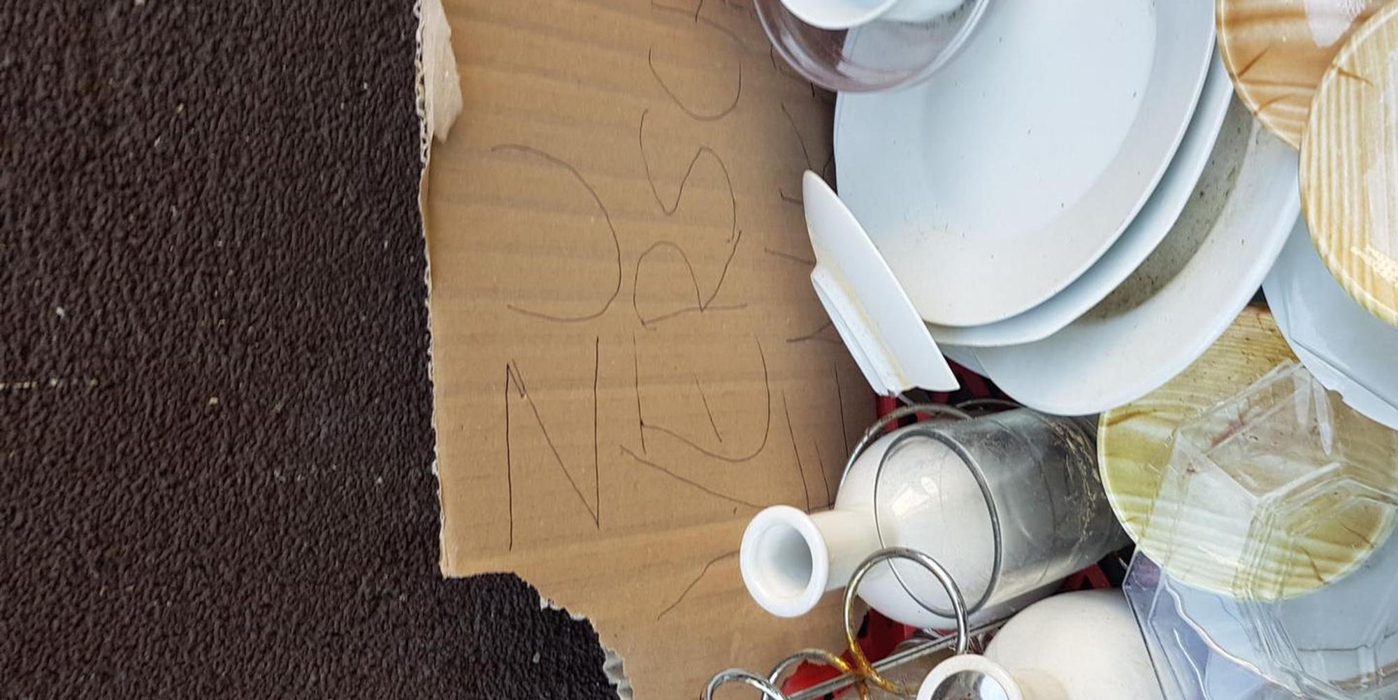 Kendra Krempel zu verschenken 2 neu