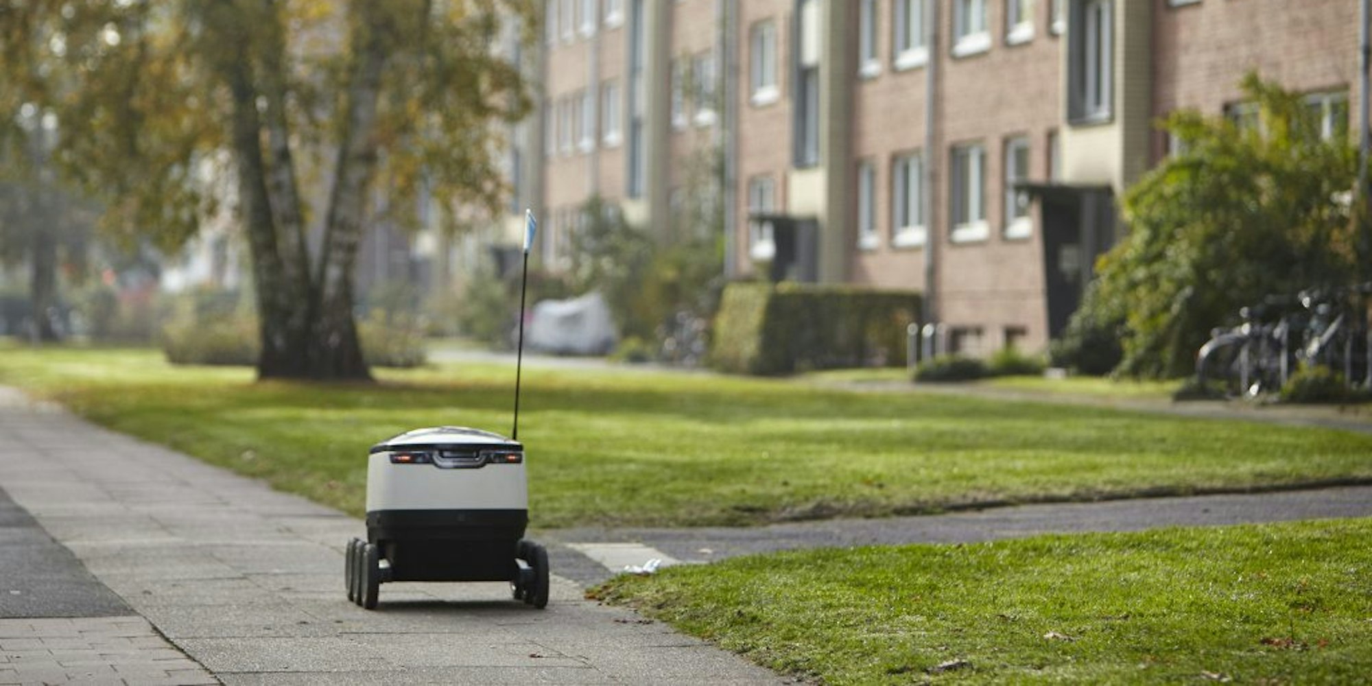 Hermes__Starship_Robot_Hamburg_007-1024x683