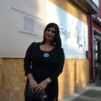 Inhaberin Twenty2 Brühl