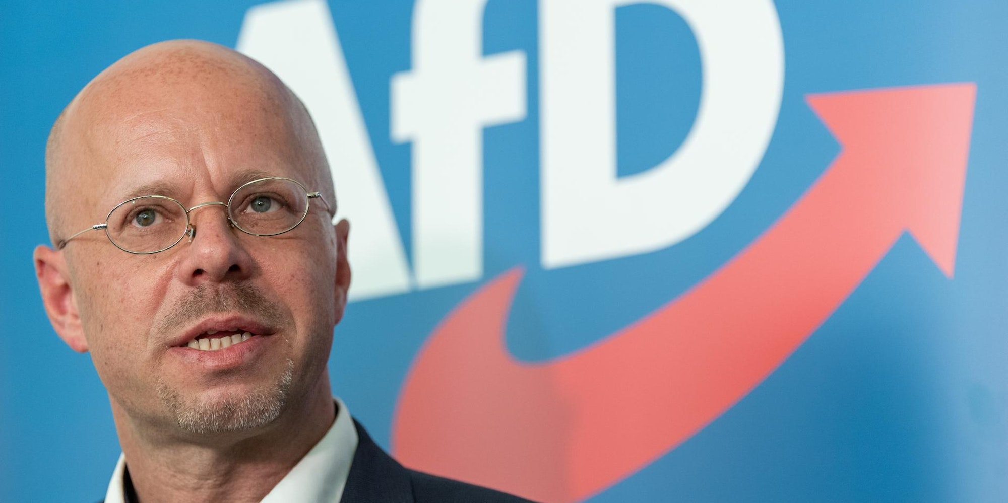 5FA16400E00FF39D (1)