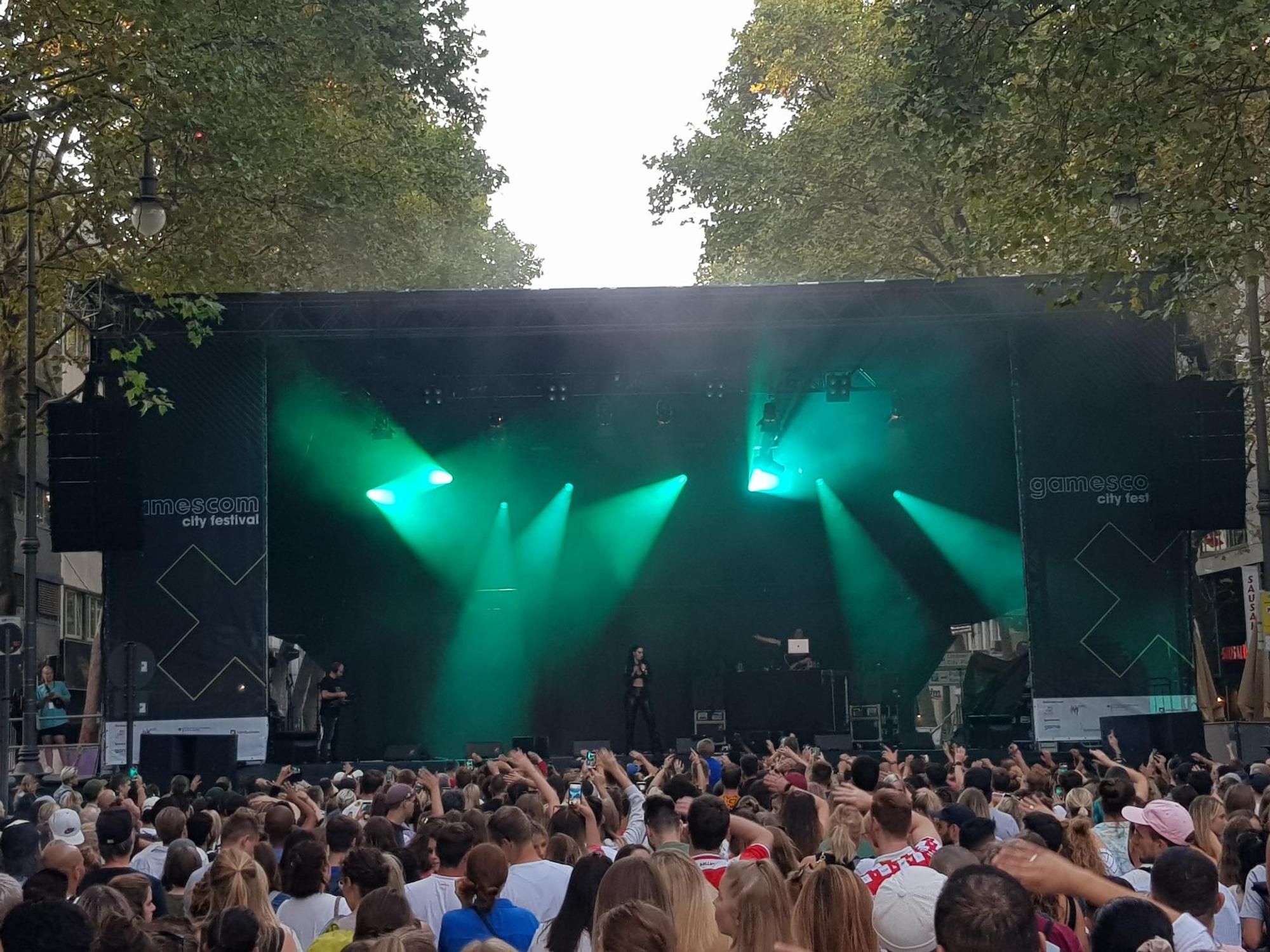 City festival Friesenplatz Holler