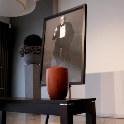 Urne Grönert Biolek