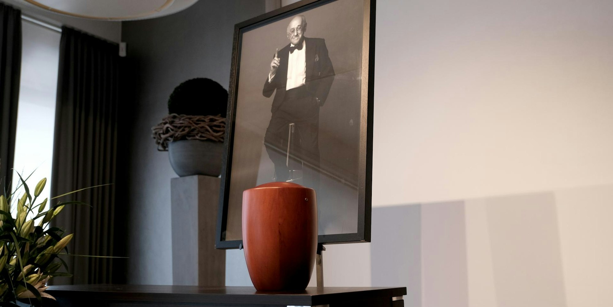 Urne Grönert Biolek