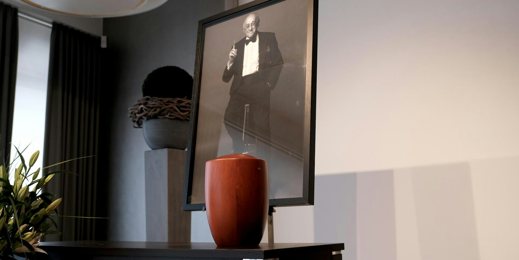 Urne Grönert Biolek