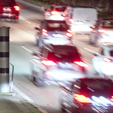 Blitzer Symbolbild dpa