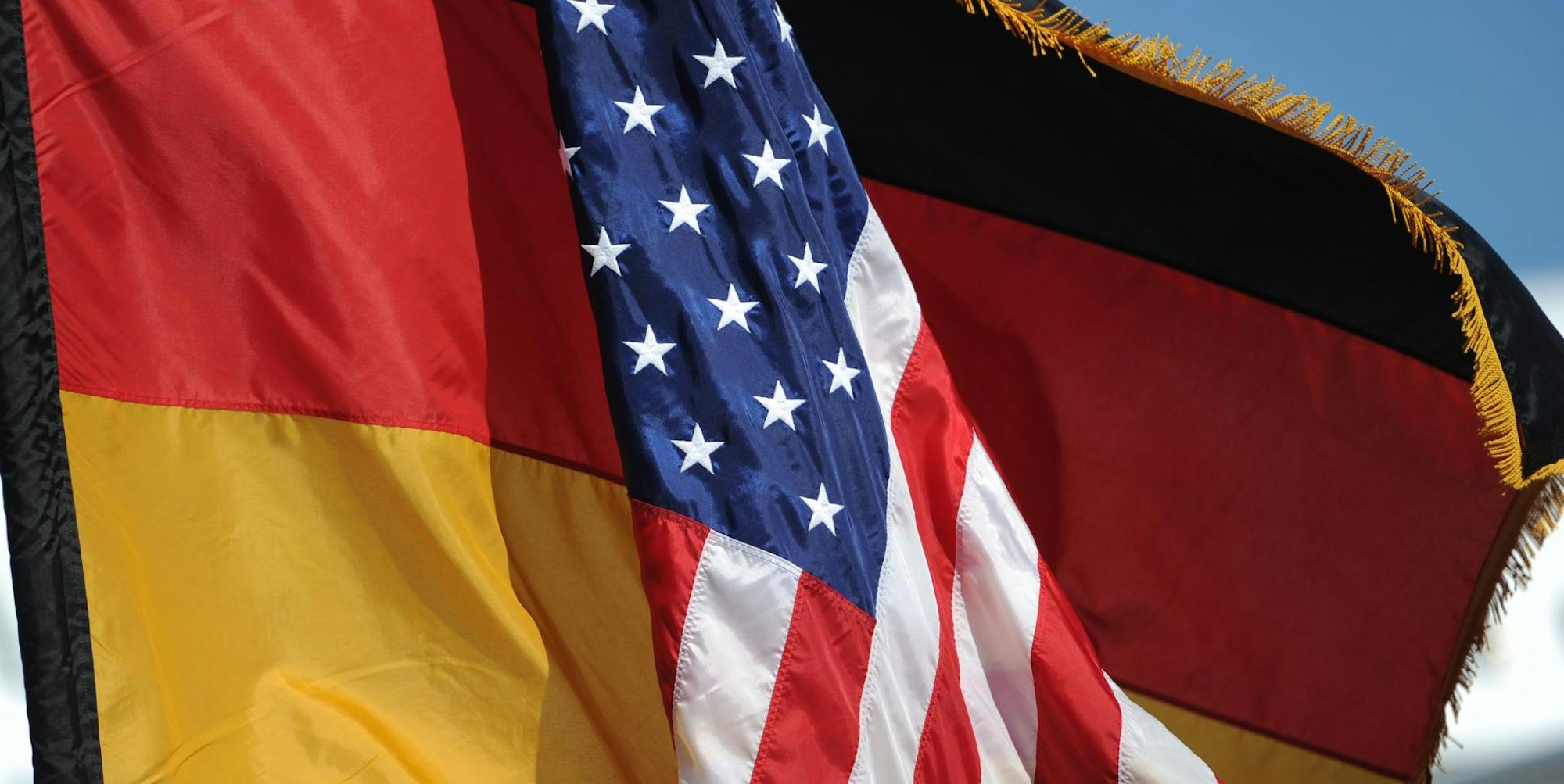 Bundesverteidigungsm_30767262