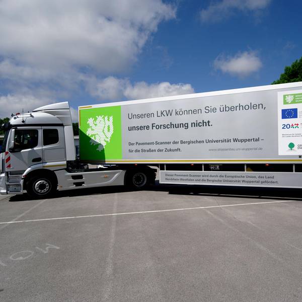 High Tech Lkw Wuppertal