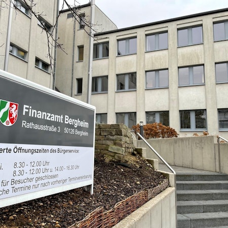 20220112-ber-nip-finanzamt-bergheim