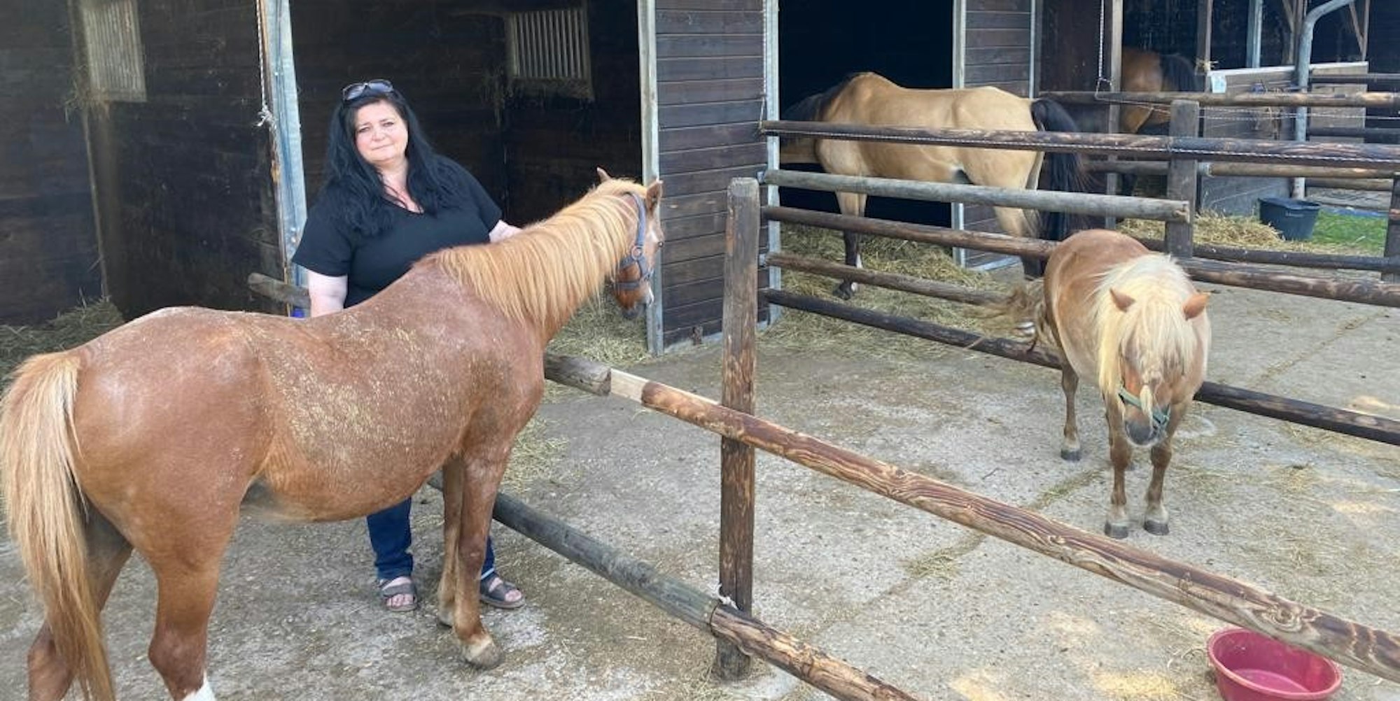 Anja Mouratidis Jennerhof Bergheim-Glessen