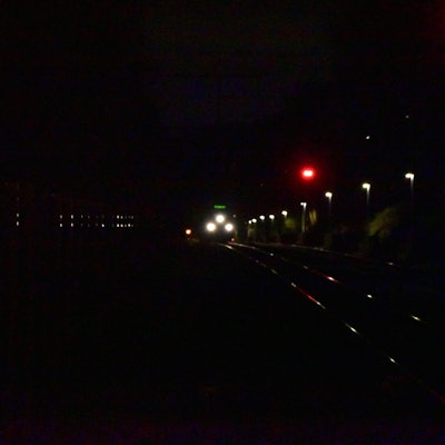 Schwarzer_Weg_Beleuchtung