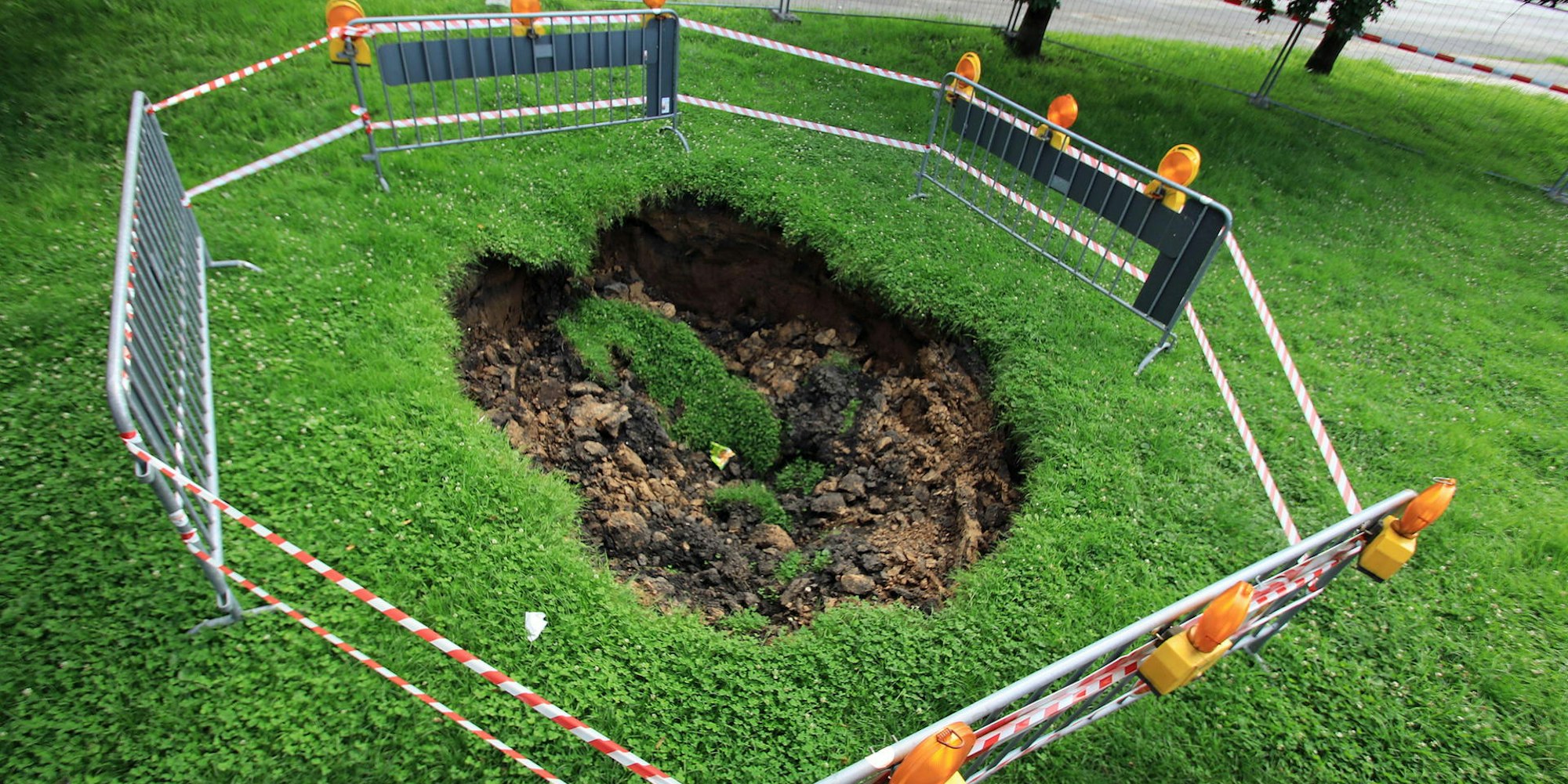 Krater in Frechen-Bachem