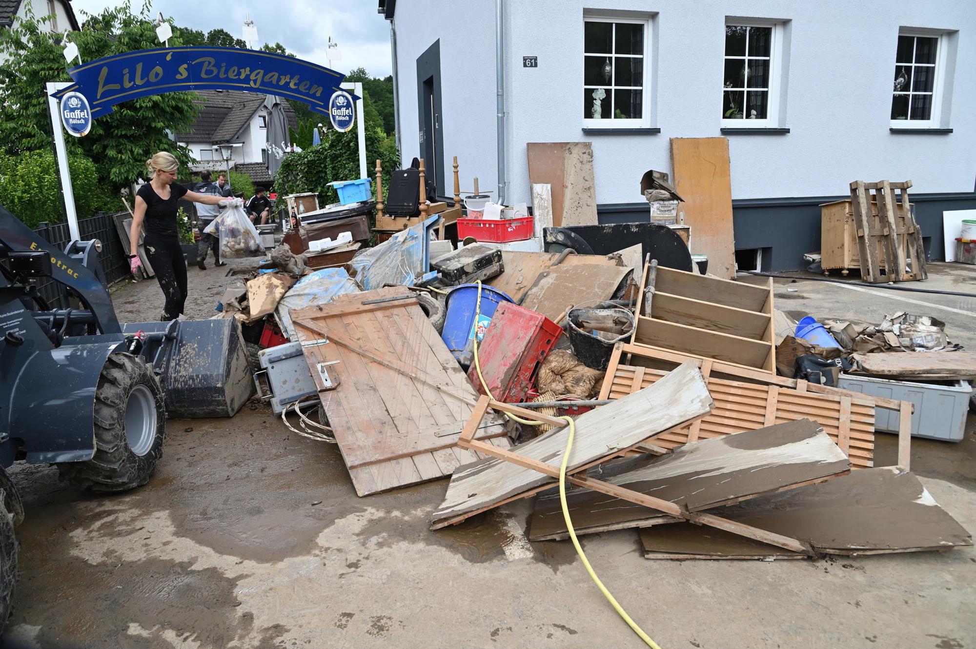 Aufräumarbeiten 2 150721