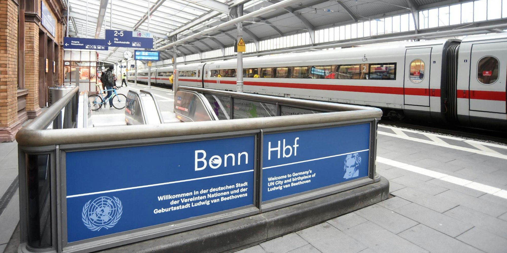 Bonn_Hauptbahnhof_Rolltreppe