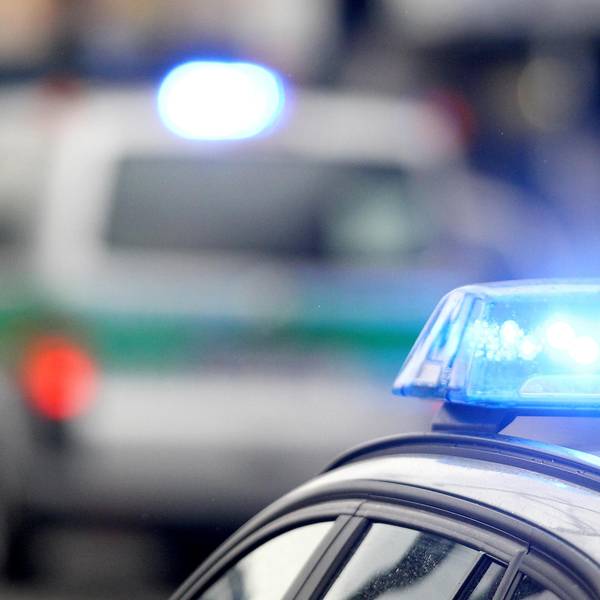 Polizei Blaulicht Symbolbild dpa