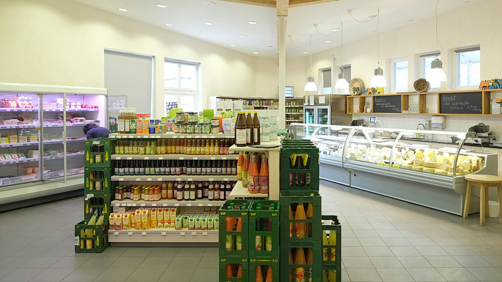 Der Demeter Laden „Haus Bollheim“ mit seiner Vielfalt an Produkten.