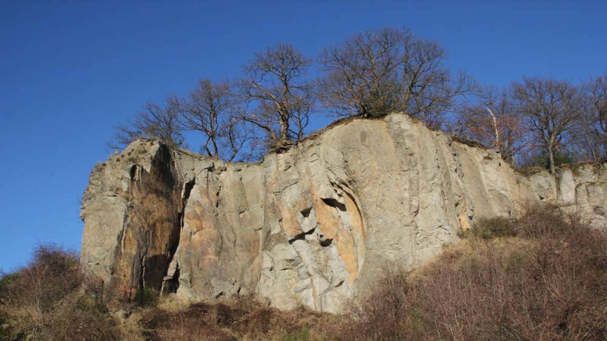 Schlucht am Stenzelberg.
