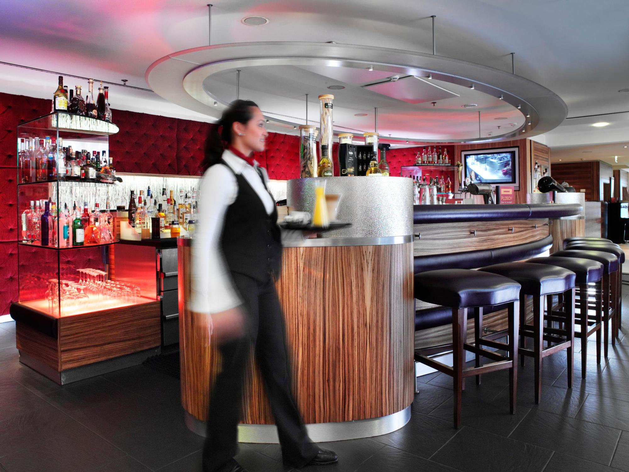 Marriott_Bar_V2b