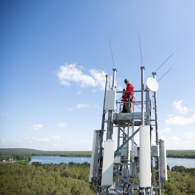 5G-Montage an deutschen Wasserwegen