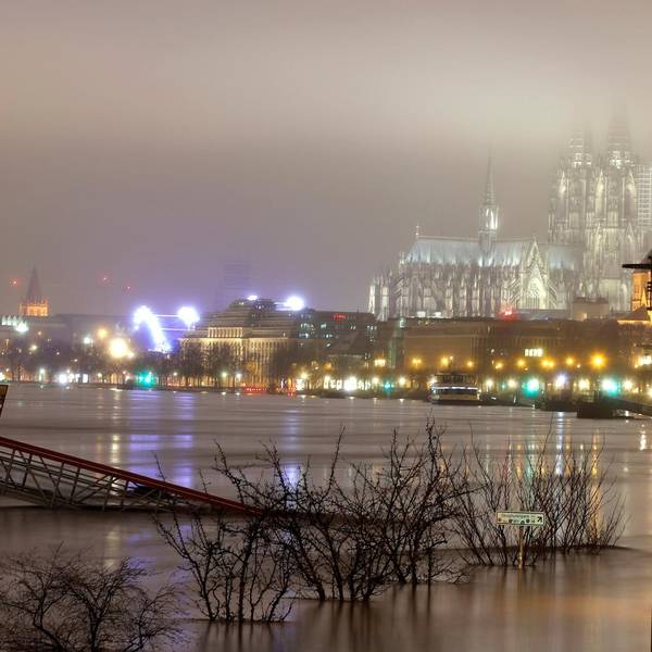 Hochwasser nachts Anleger KRASNIQI