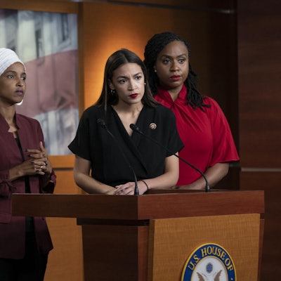 Demokratische Abgeordnete Trump 1607