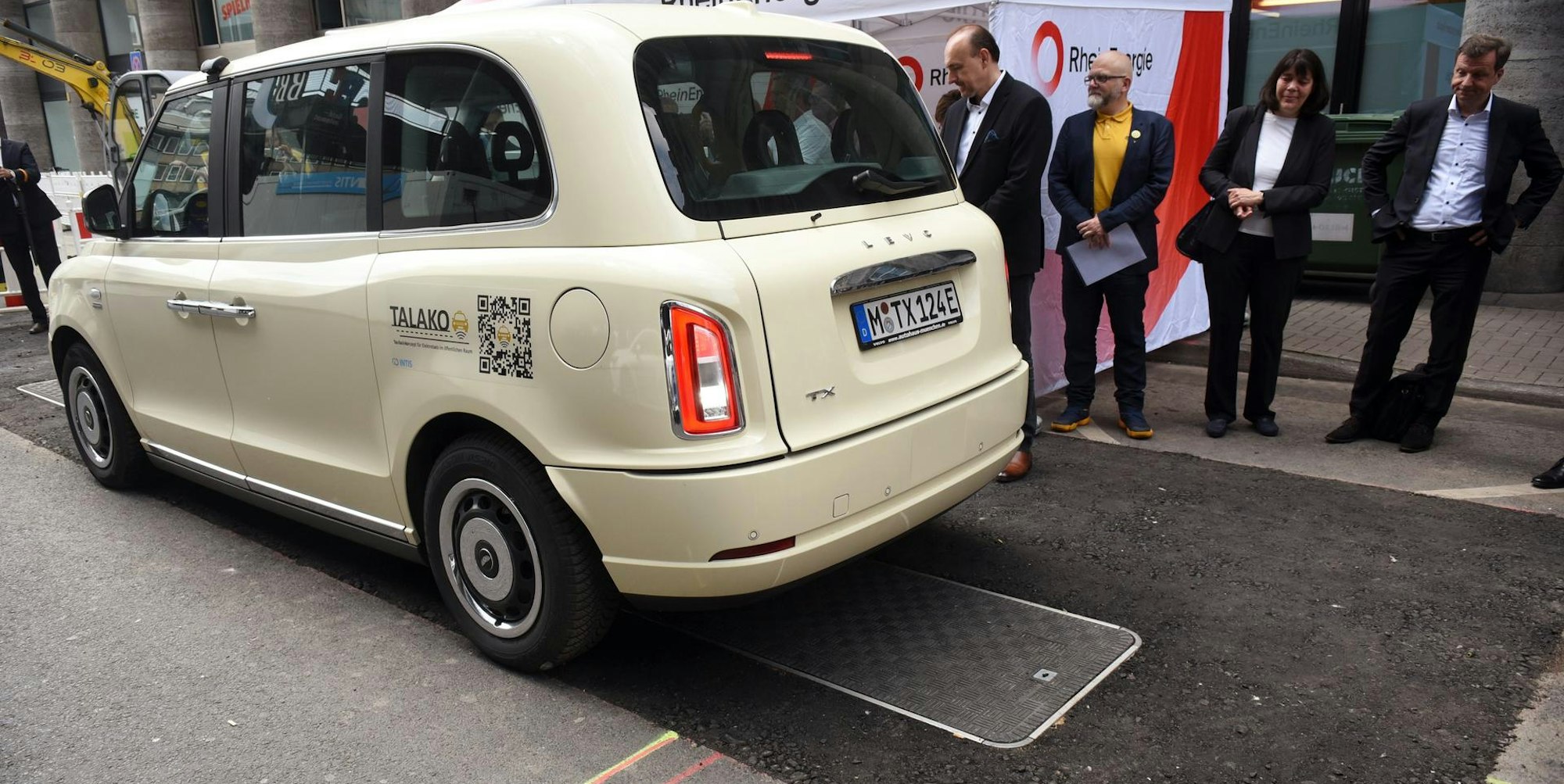 E-Taxi Ladespur 001