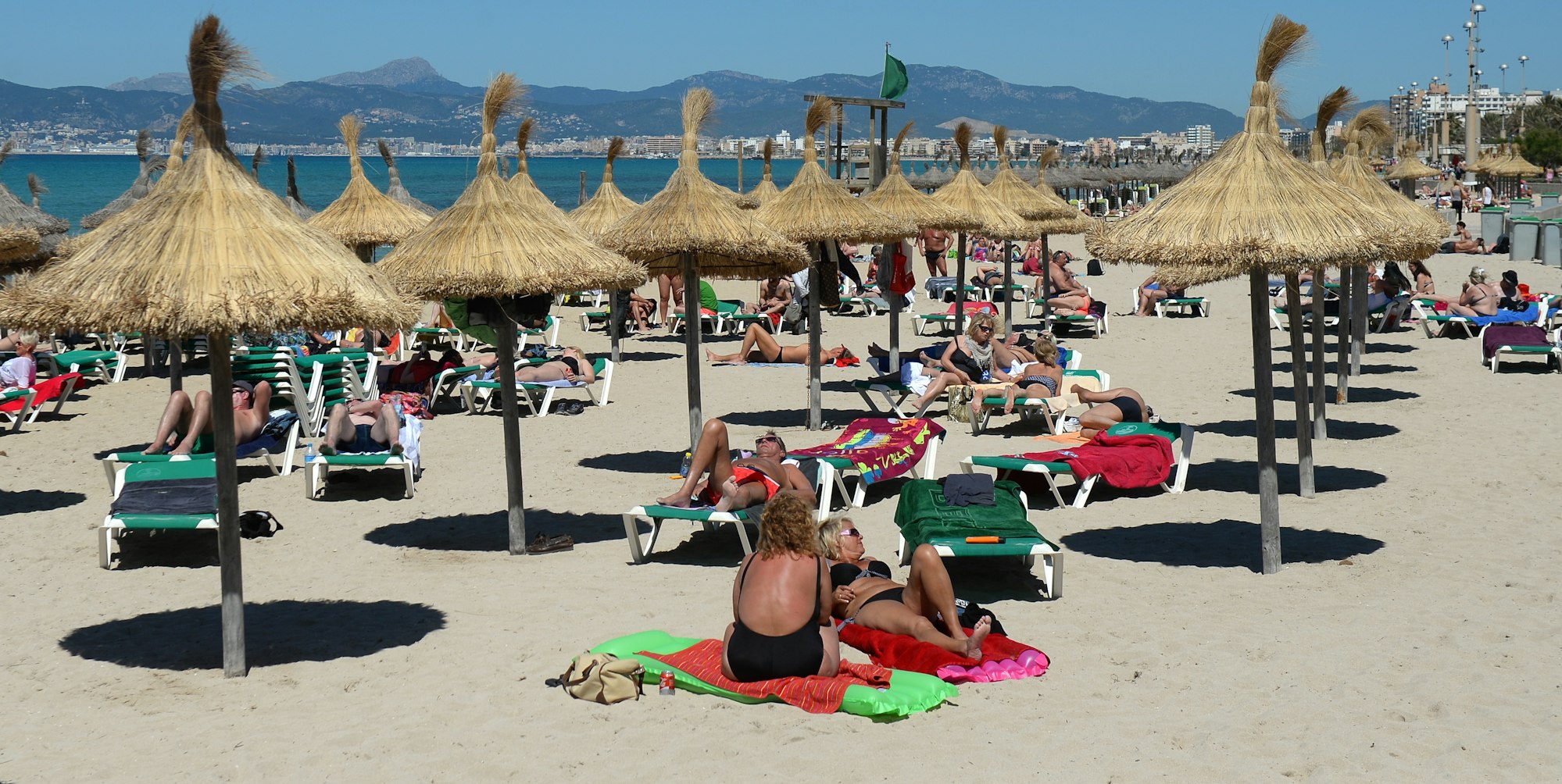 mallorca_strand_palma_dpa