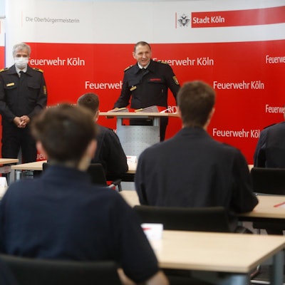 Neue Azubis Feuerwehr