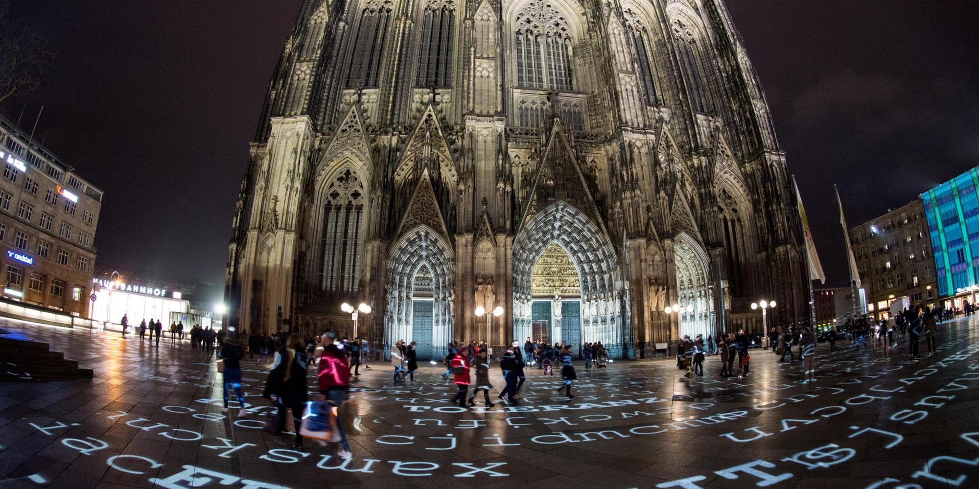 Dom Wünsche Installation