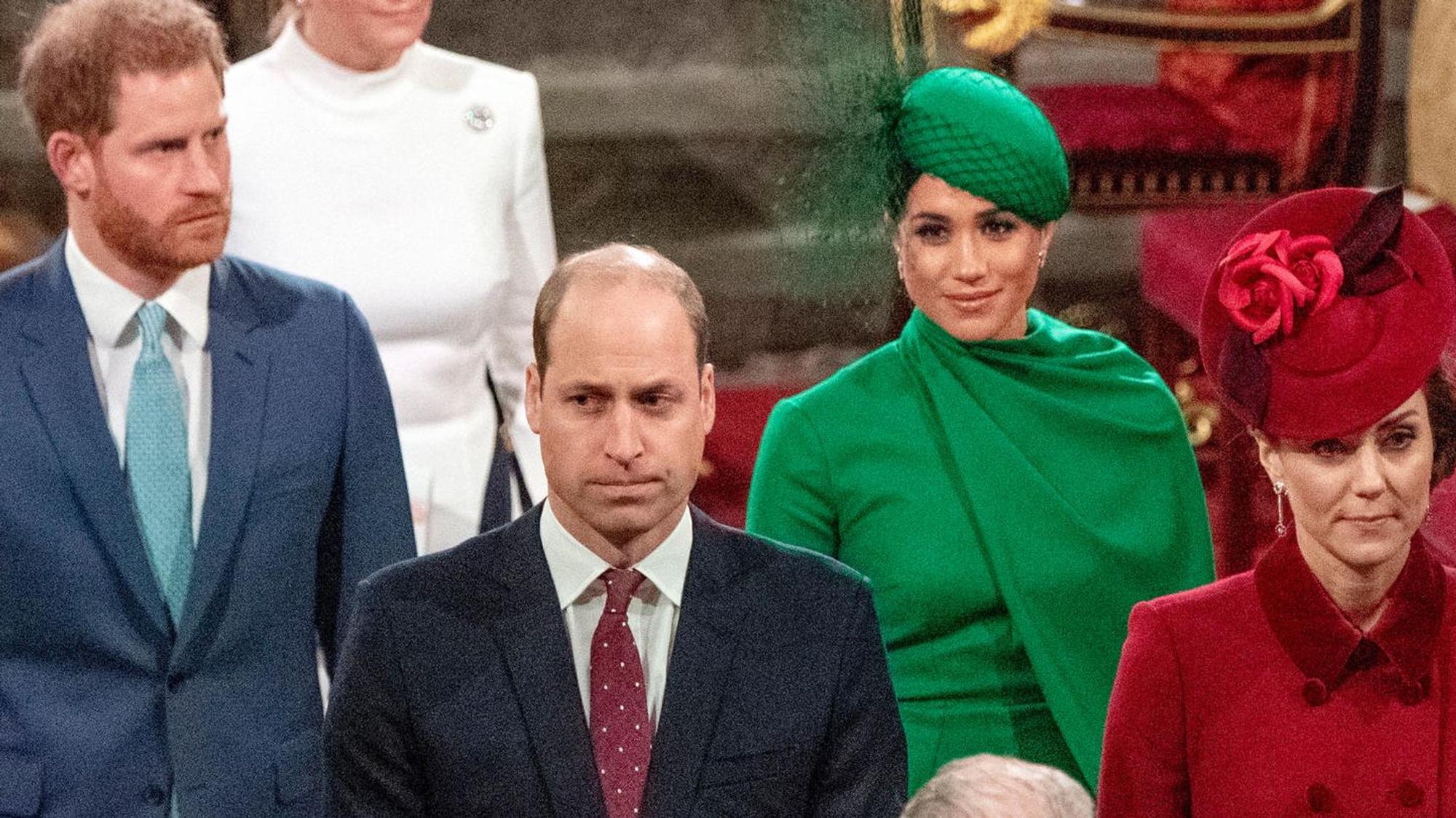 Letzter Auftritt im Westminster Abbey: Prinz William und seine Frau Kate gefolgt von Prinz Harry und seiner Ehefrau Meghan.