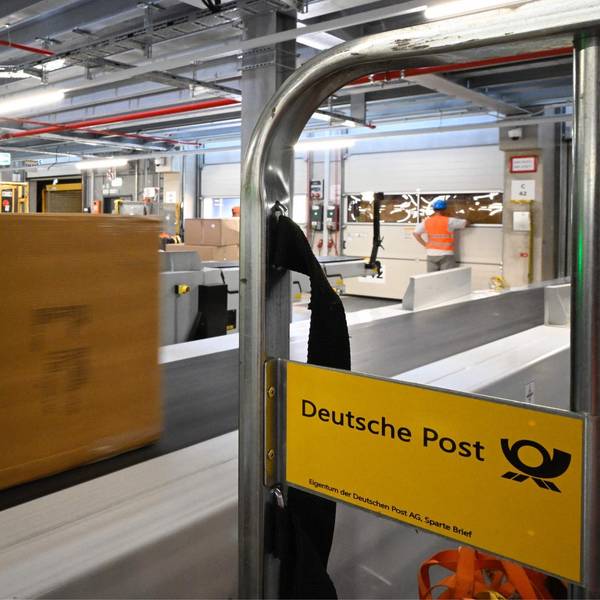 Deutsche Post Symbol 130622