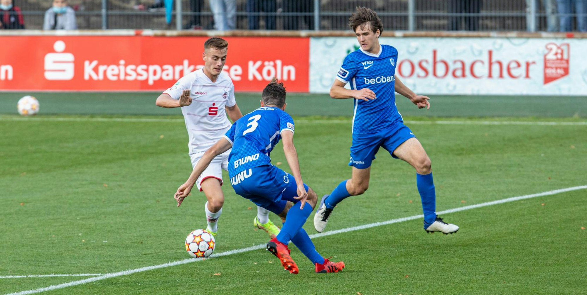 C5DBA65C-5D8E-4D85-8892-A14CED7531FF