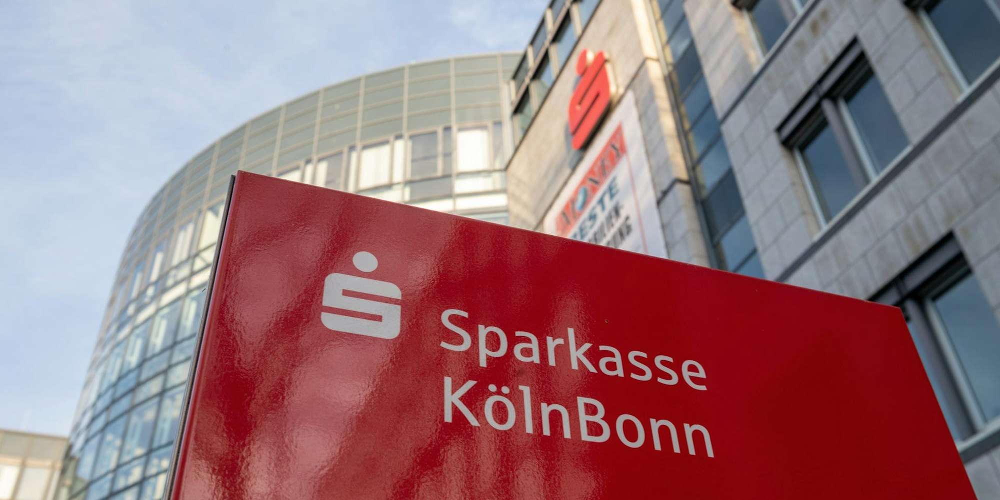 Sparkasse 1235