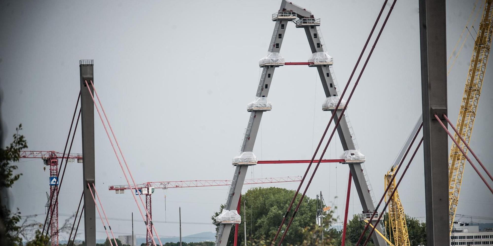 pylon_rar_rle_09132022ALF_3057