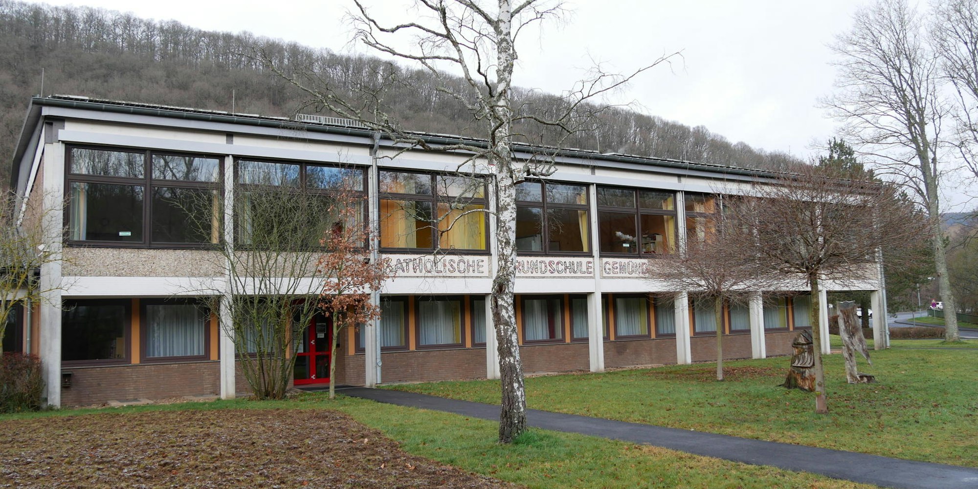 Gemuend_Grundschule_1