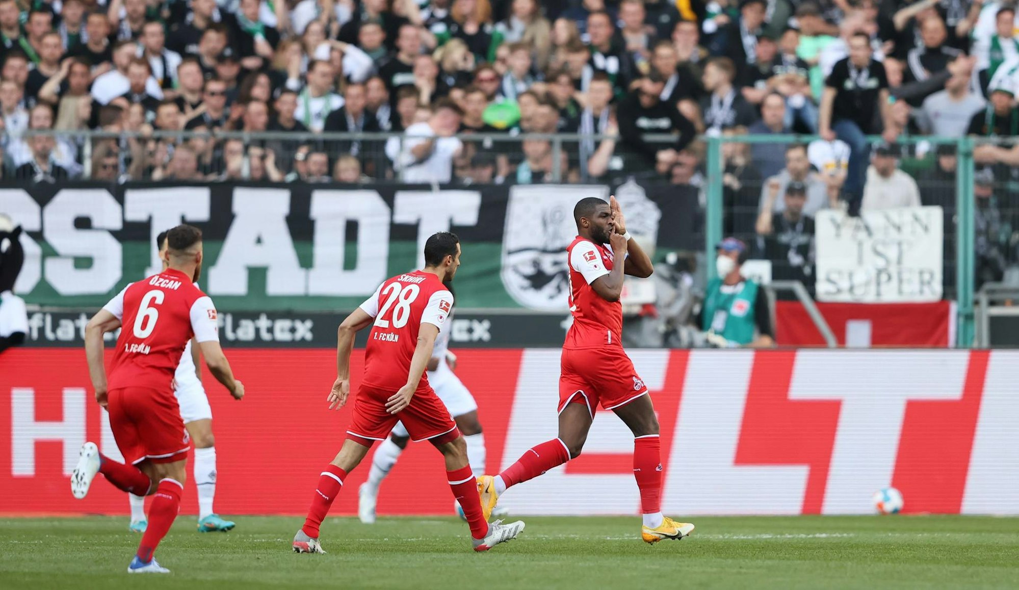 Modeste jubelt