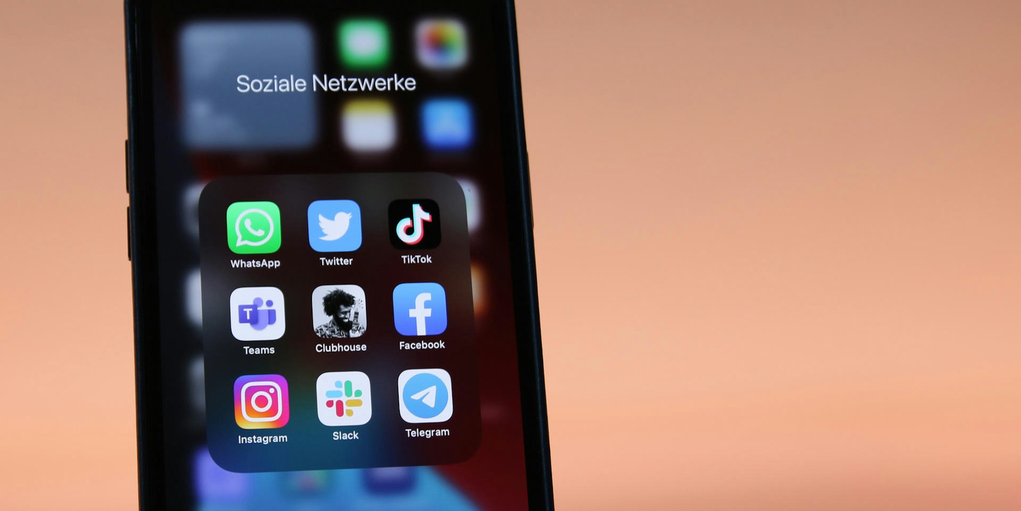 Social Apps Handy Symbol