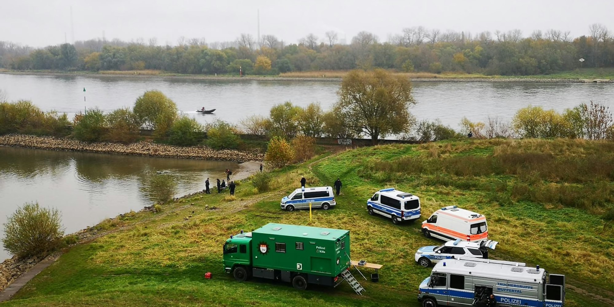 Polizei Niehler Hafen